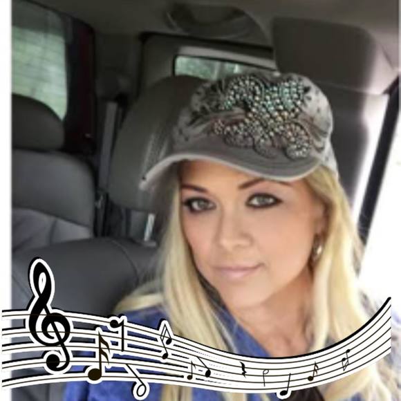 nikki_5353